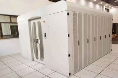 標(biāo)準(zhǔn)機柜如何固定？