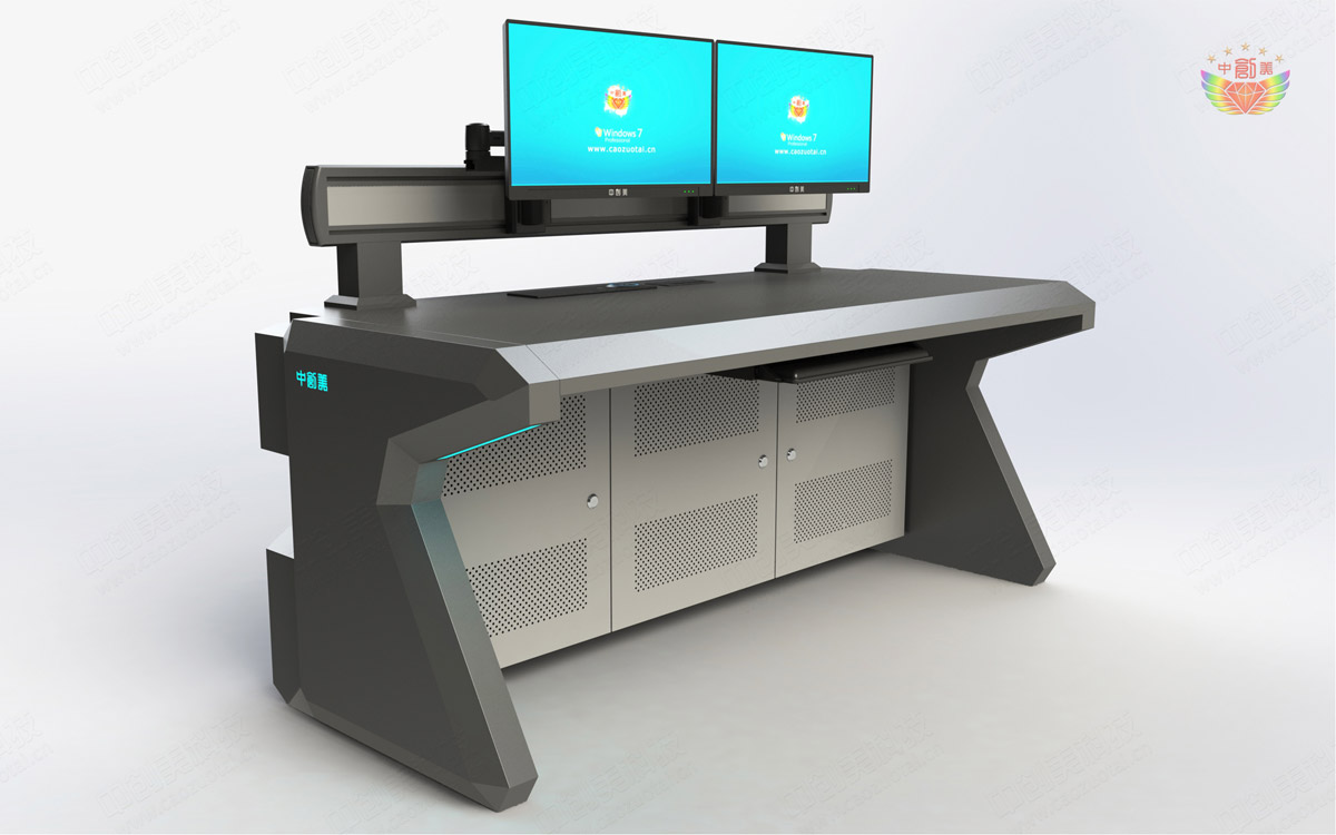 機(jī)動(dòng)合成作戰(zhàn)中心控制臺圖片